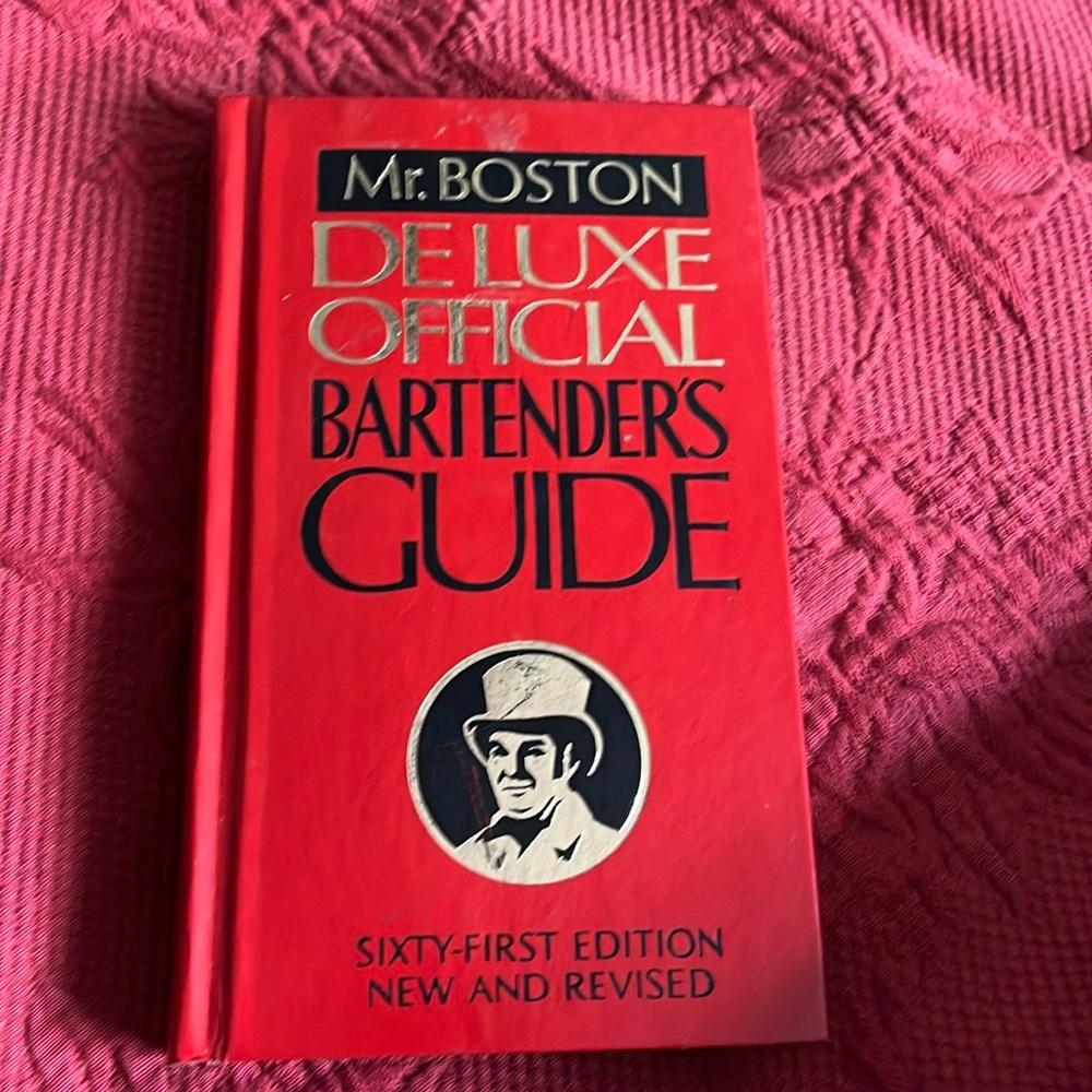 Classic Bartenders guide Mr Boston